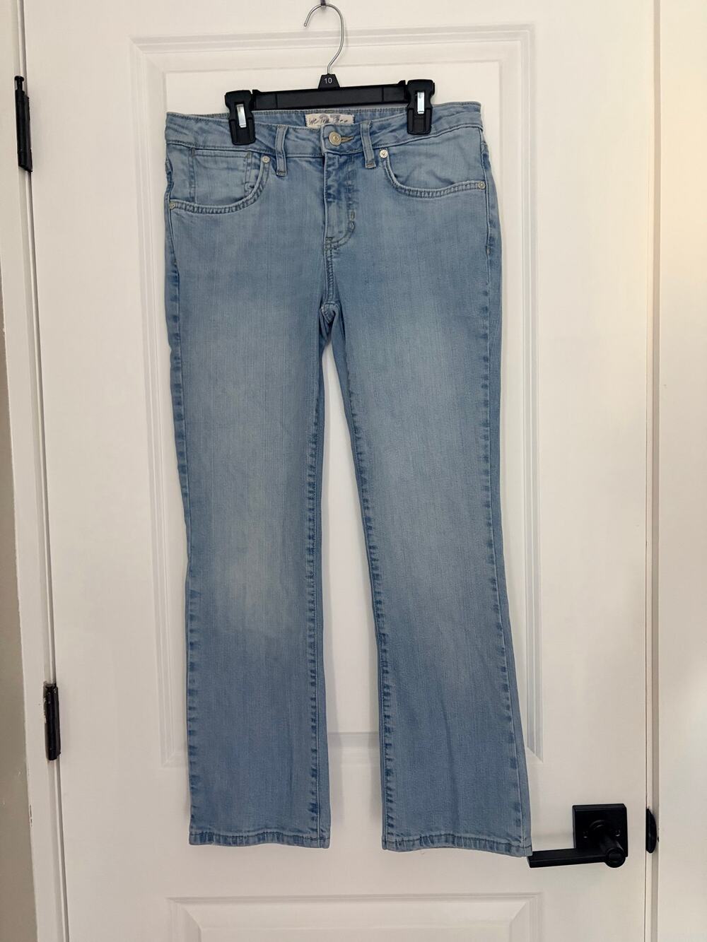 Free People We The Free Mid-Rise Crop Flare Jeans Size 27